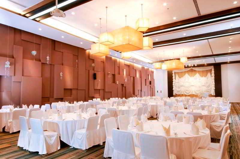 Kameo Grand Hotel & Serviced Apartment, Rayong Exterior photo
